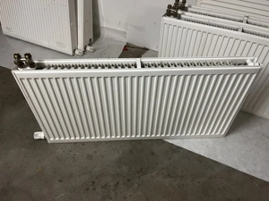 Heizkörper in verschiedenen Größen Bild 7