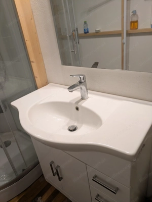 komplette Dusch incl Spiegelschränke etc Bild 2