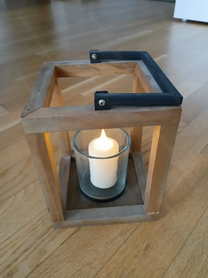 Holzlaterne