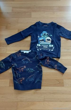 Shirt - Pulli - Jeanshosen  Bild 2