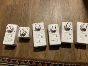 devolo Powerline Adapter Set   dLAN 550 (mit Steckdose) + WLAN Adapter Bild 2