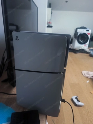 PlayStation 5 Digital Edition  Bild 2