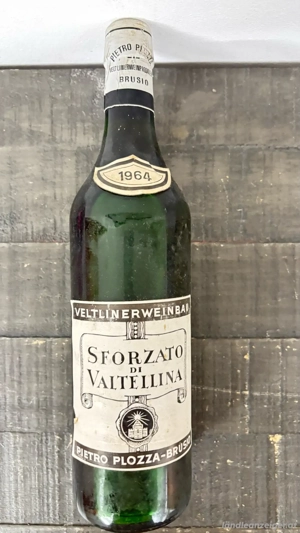 Weinflasche von 1964 Originalzustand