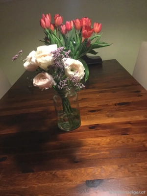 Esstisch massiv zu verschenken