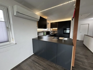 3 Zimmer Wohnung mit Garten, Balkon und Klimaanlage Bild 2