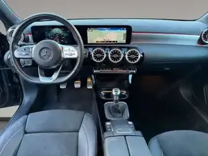 Mercedes-Benz A 180 Bild 10