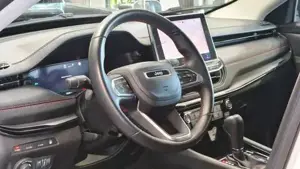 Jeep Compass Bild 18