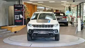 Jeep Compass Bild 10