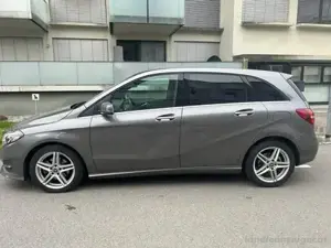 Mercedes Benz B 200 d Bild 2