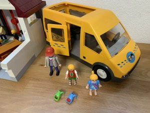 Playmobil -Schule und Schulbus Bild 6