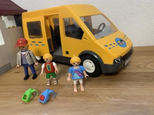 Playmobil -Schule und Schulbus Bild 7