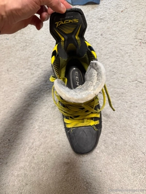 CCM Supertacks Schlittschuhe 7.5