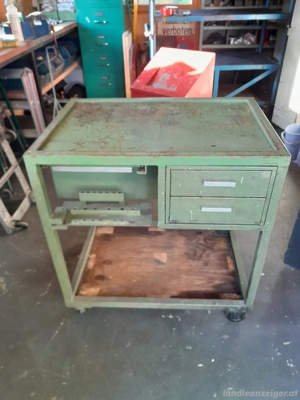 Werkstattwagen mit Schubladen 