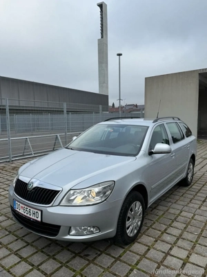 Skoda Octavia 1.6  4x4 Bild 3