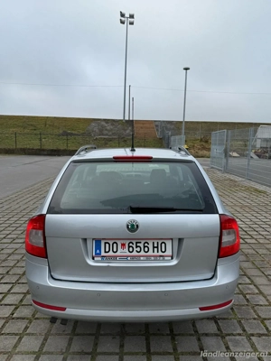 Skoda Octavia 1.6  4x4 Bild 2