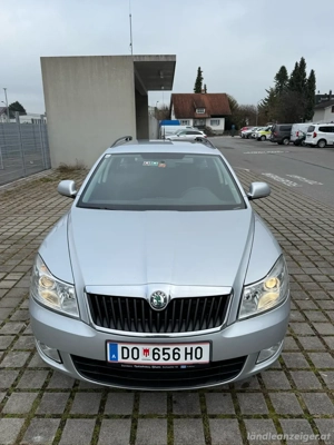 Skoda Octavia 1.6  4x4 Bild 4