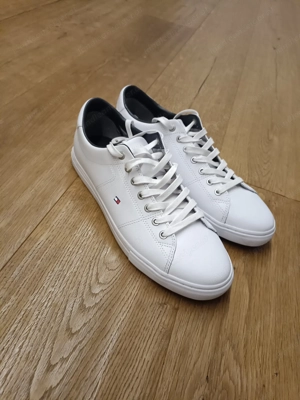 Tommy Hilfiger Sneaker, Leder weiß, Größe 45 - wie neu; UVP 99,90 Bild 2