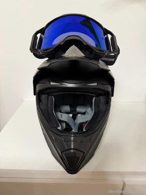 Crosshelm MTR mit Brille  Bild 3