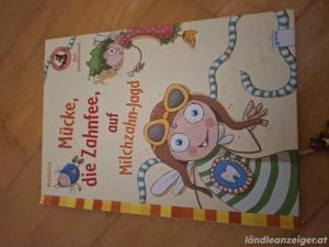 Mücke die Zahnfee auf Milchzahn-Jagd