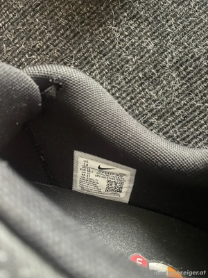 Nike Turnschuhe Bild 4