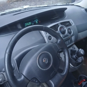 Renault Scenic 1,5 TDCI Bild 4