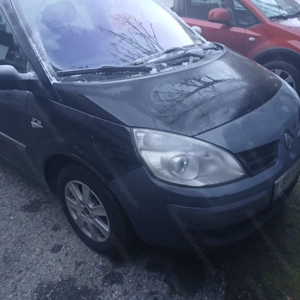 Renault Scenic 1,5 TDCI Bild 2