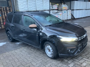 Unfallfahrzeug Dacia Jogger Bild 10