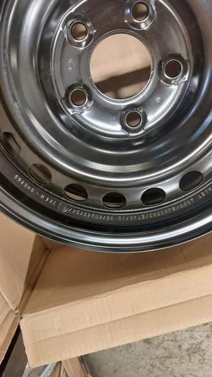 4x Stahfelgen(schwarz)passend für Hyundai i30 und Kia Ceed Bild 3