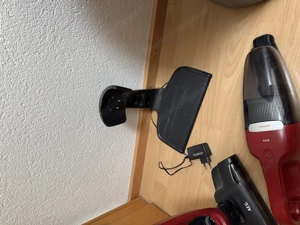 AEG Akkustaubsauger mit Zubehör Bild 4