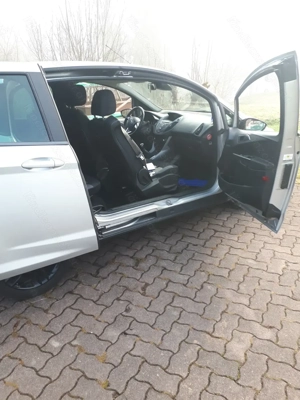 Ford B-Max  Euro 5950.- DIESEL  75 PS   Bj 8  2016  144000Km Euro  5950.- Bild 10