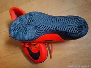 Nike Vaporx 12 Club GS CR7 IC Hallenschuh Kinder Bild 3