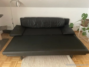 leder Couch Bild 2