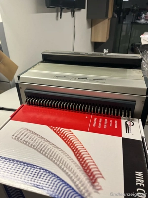 Prospekt-Bindemaschine   NEU & unbenutzt   Top-Zustand inkl. Drahtkämme