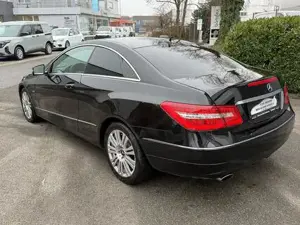 Mercedes-Benz E-Klasse Bild 6