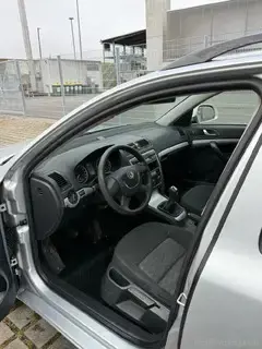 Skoda Octavia 1.6  4x4 Bild 5