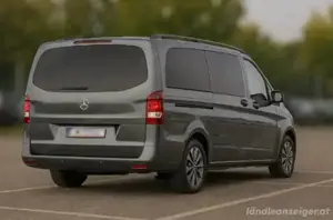 Mercedes-Benz eVito 129 Tourer PRO Lang 90kWh 7-Sitzer