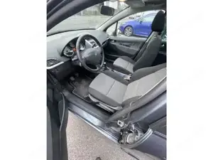 Peugeot 207 Bild 9