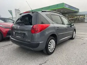 Peugeot 207 Bild 7