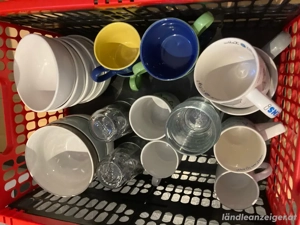 Geschirr zu verschenken Bild 2