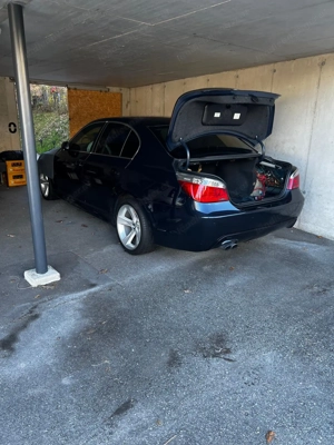 BMW E60 530d Limousine Bild 4