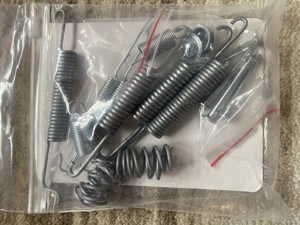 Neue Zimmermann Bremstrommeln und Bremsbacken Hinterachse für Fabia, Polo, A2 oder Ibiza Bild 6