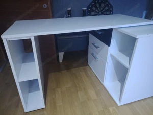 Schreibtisch mit Bürostuhl  Bild 2