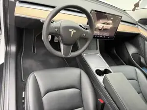 Tesla Model 3 Bild 7