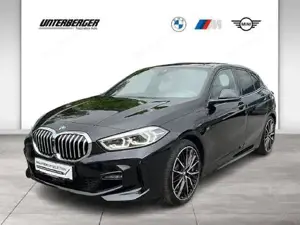 BMW 120d xDrive M Sport // Head-Up // DAB