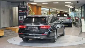 Mercedes-Benz E 220 Bild 13