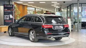 Mercedes-Benz E 220 Bild 7