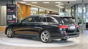 Mercedes-Benz E 220 Bild 6