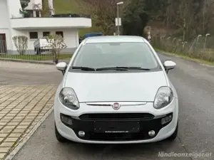 Fiat Punto NUR 31.000KM 1.Besitz Bild 3