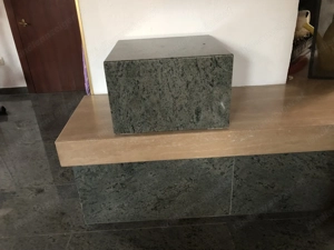 Sockel Granit 40 40 25. 2cm stark ( verde Candeias)