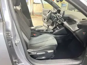 Peugeot 2008 Bild 18